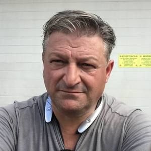 Meet your Posher, Luiz